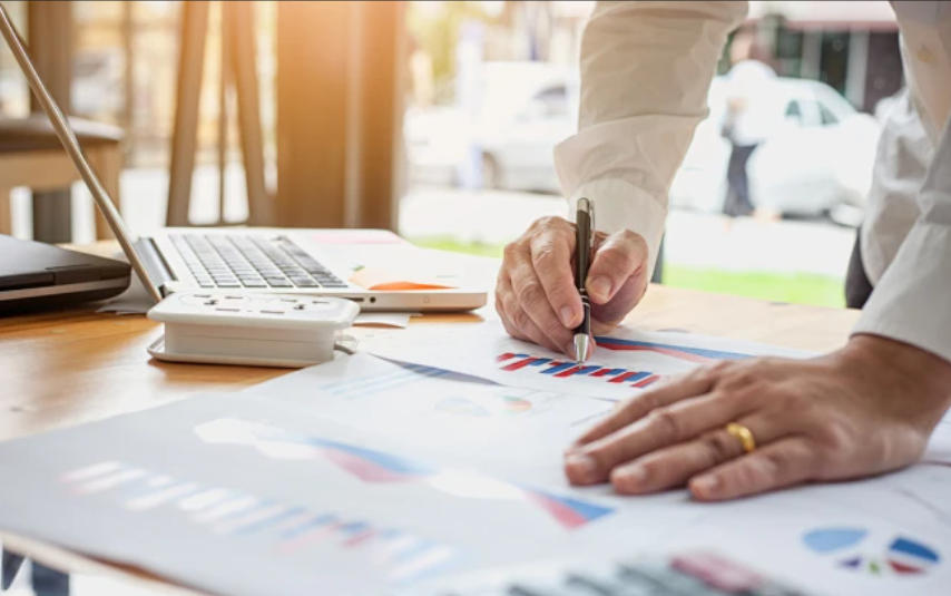 旺季爆单避坑指南：跨境卖家必须掌握的三大合规要点