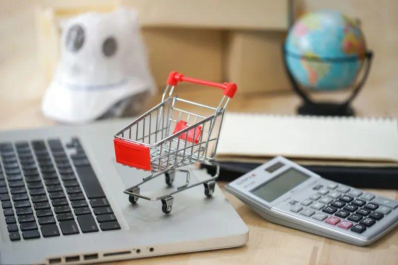 POD行业用户偏好与爆品逻辑深度解析：从数据洞察到增长策略