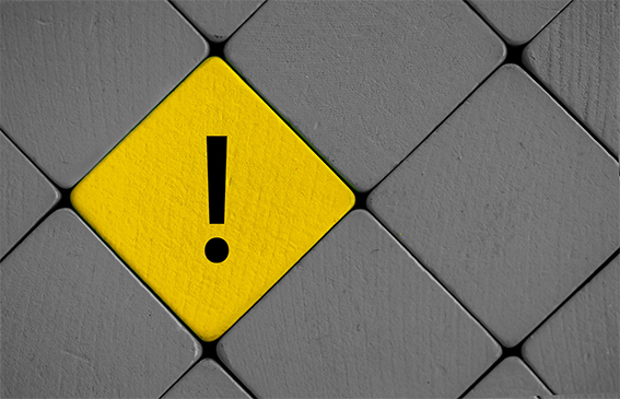 泰国查获近7万件非法进口化妆品，涉案仓库系“二次被查”